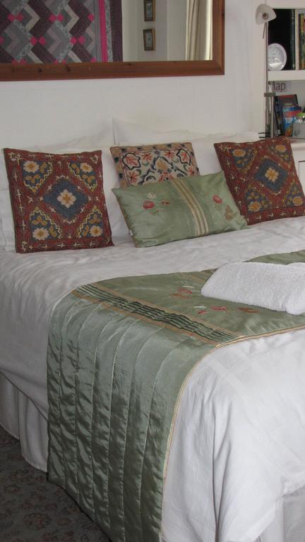 Homestay Holmewood Homestay